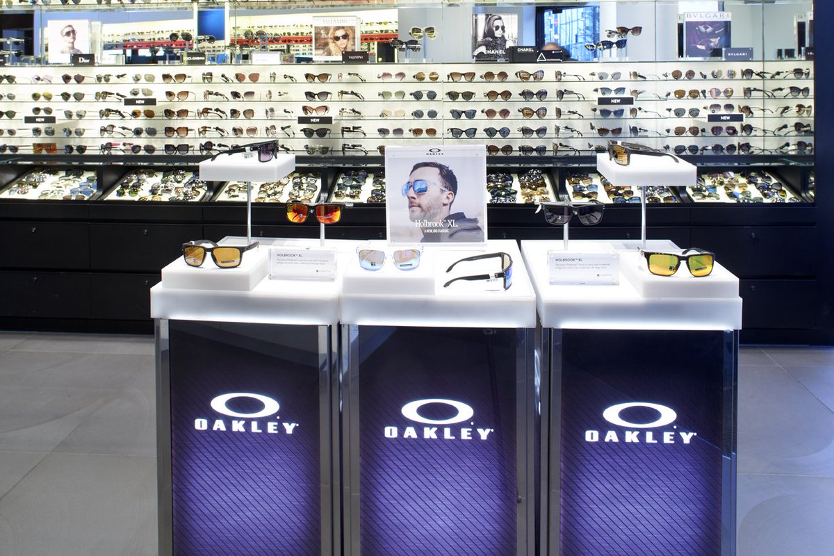 Check out our new and exclusive Oakley Campaign in our Oxford St &amp; Covent Garden Flagships. Doesn't it look great?! #Oakley #Sunglasshut #London #Marketing #Photography #Exclusives @WheresWarron <a href="/EtainCommane/">EtainCommane</a> <a href="/SGHtash/">Natasha Mason</a> <a href="/Matt_Sun_Ops/">Matt Jeary</a>