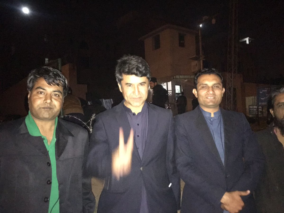 malikshakeel755's tweet image. SMT Team at NAB. 
Next hearing Tomorrow at 02:00 PM

#DisqualificationRejected