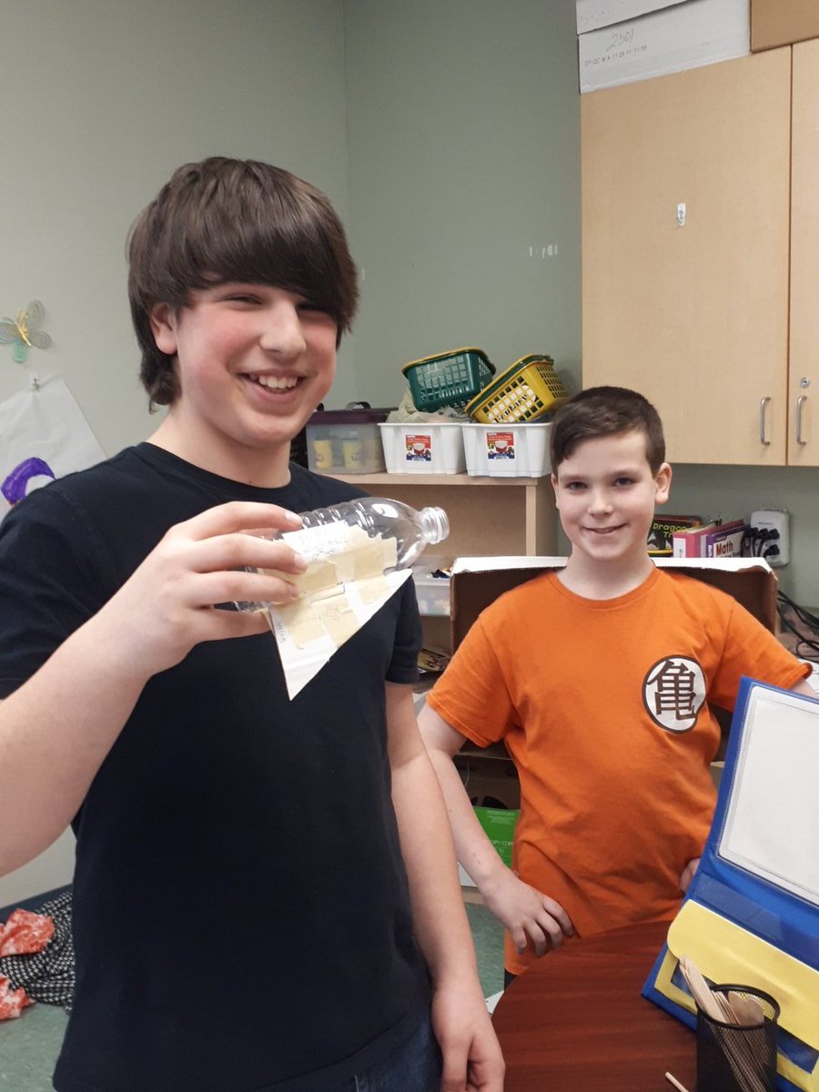MsScottsClass6's tweet photo. Looking really good!!! #STEM https://t.co/33aj5vukjl