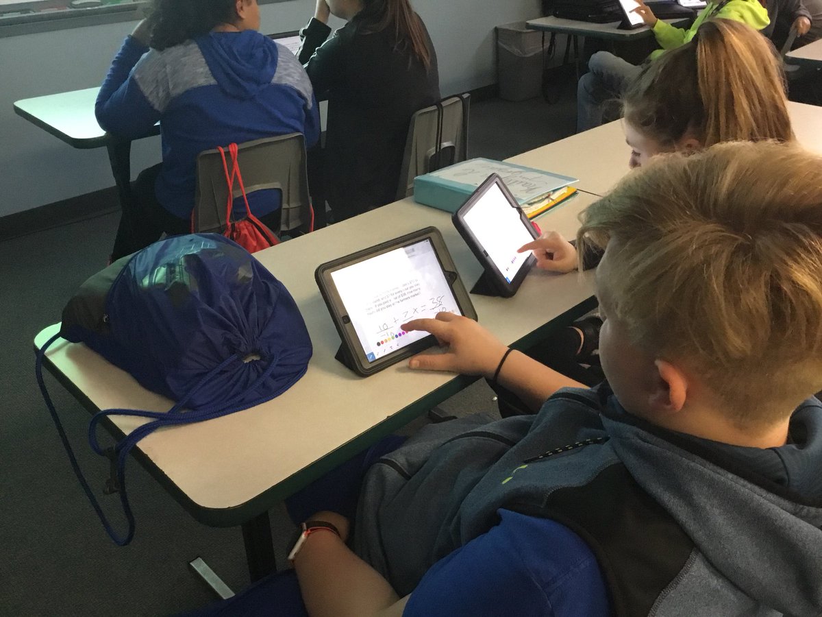 ChelseaJacobs23's tweet image. Revisiting setting up and solving word problems using @PearDeck #lmstech #DLDay