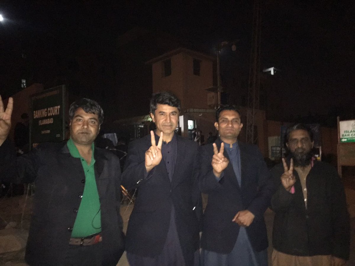 malikshakeel755's tweet image. SMT Team at NAB. 
Next hearing Tomorrow at 02:00 PM

#DisqualificationRejected