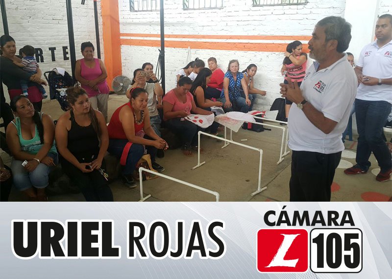 UrielRojasB's tweet photo. Hoy junto con mi fórmula al Senado, @Laurafortich14, estamos en Restrepo - Valle mostrando a los ciudadanos que somos la mejor opción para generar #MejoresOportunidadesParaTodos. #CámaraL105 #SenadoL14 https://t.co/lCMGKRgGnm