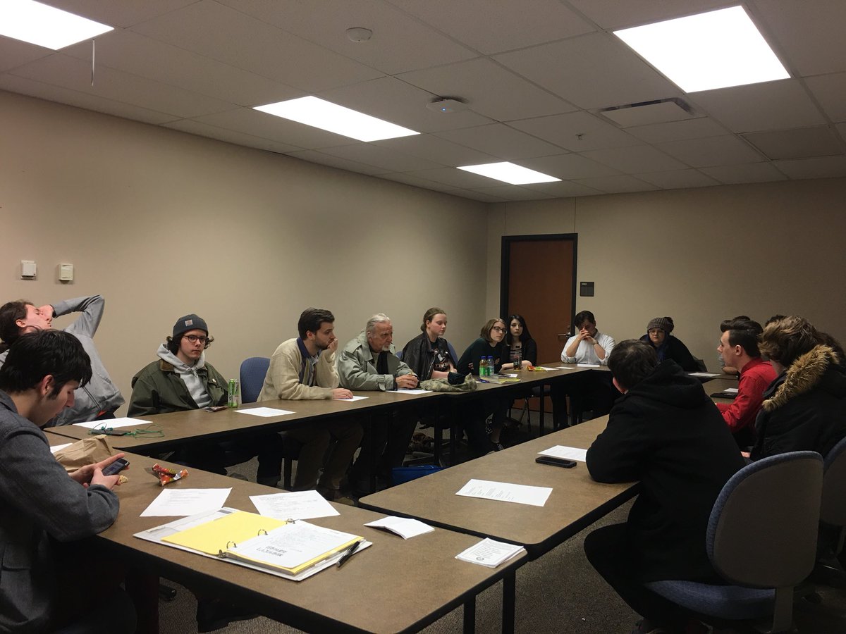 CleStateSSS's tweet photo. Today’s meeting had so many people that we ran out of chairs. #SmashCapitalism https://t.co/YNxJkZxcAO