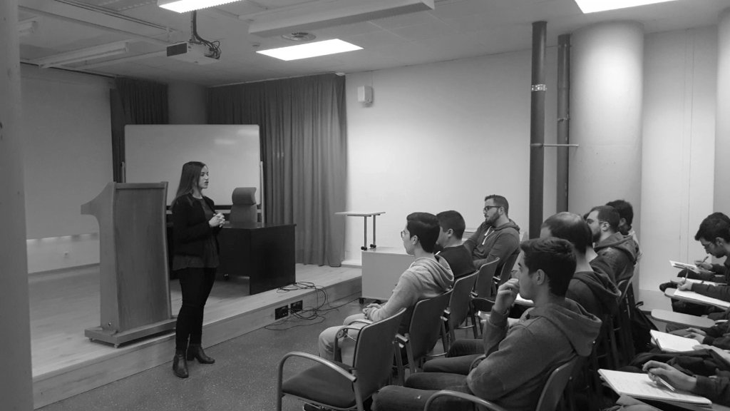 Baseplayco's tweet photo. @InformaticaUMA @byhs_eu @Internalia @summa_io @clcworld @ApplyMed @goldenrace @AccentureSpain @tdsistemas @_grupoal @EburyLabs Un placer participar en #ITNetworkingDays2018 y tener a nuetra compañera de #RRHH @MMonteroZ acercando #Basebone y sus #oportunidades #Desarrolloprofesional a los #Estudiantes de @InformaticaUMA. Muchas gracias por vuestra acogida, os esperamos! #Talento #Carreer #Tecnologia https://t.co/A8OuEd8FcJ