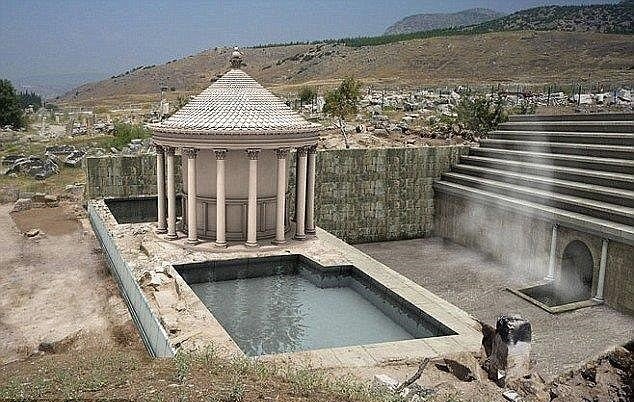Вулканологи раскрыли секрет одного из так называемых «порталов в ад» — он находился в античном городе Иераполис. Мифическое подземелье было обнаружено еще в 2013 году археологами из Университета Саленто (Италия). goo.gl/uWvAk4 goo.gl/uWvAk4