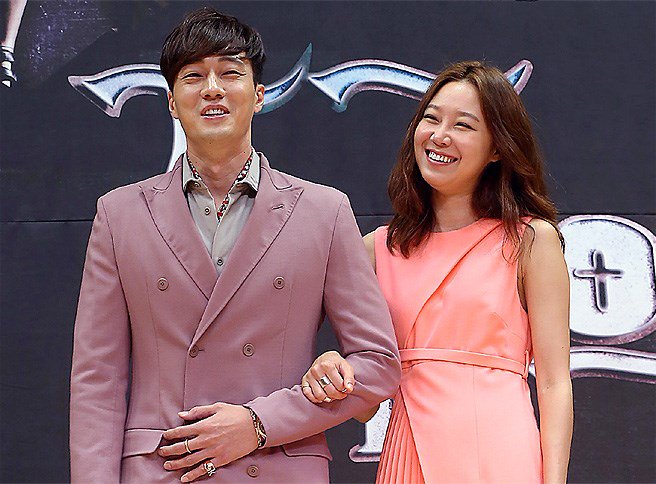 #TeriusBehindMe their chemisty please come back with Gong Hyo Jin #SoJiSub.