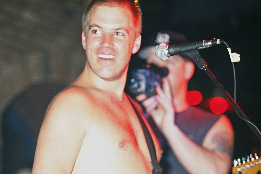 Happy birthday to bradley nowell. thank you for amazing music and may you always rest easy. 