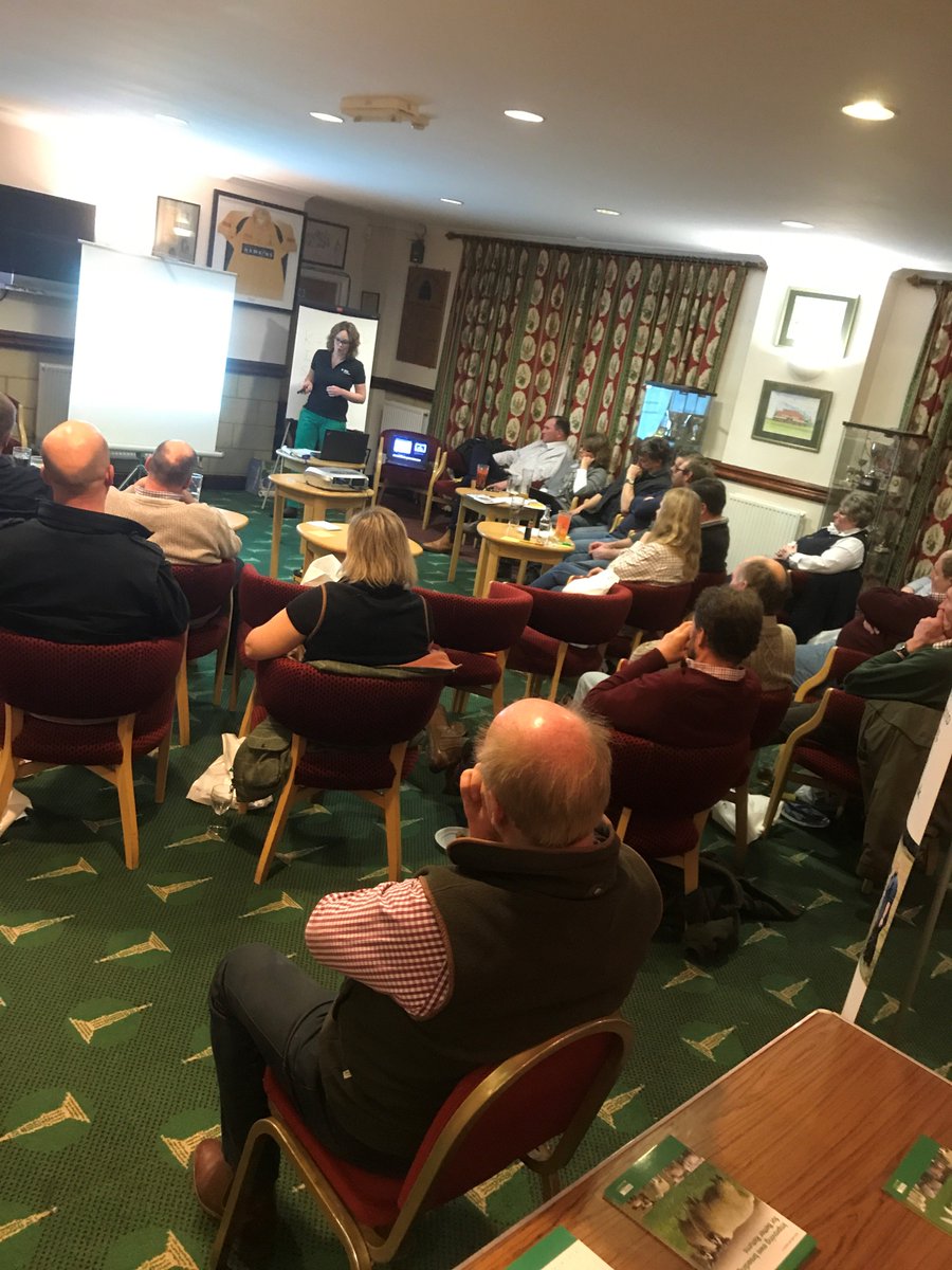 SenseHubGB's tweet photo. Stephanie Small from @MSDAnimalHealth talking to farmers about pasturella and the importance of vaccination at a recent flock club meeting @WestBarVets #ProjectLamb #DiseaseNotOnMyFarm https://t.co/Km6gM2WFKz