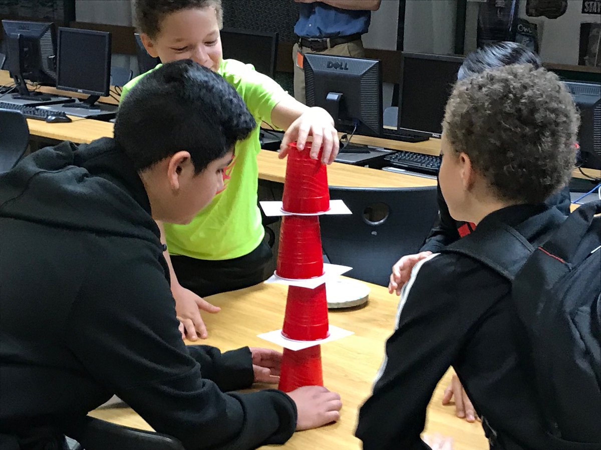 maggie_gilliam's tweet photo. Minute to win it at FRMS FCA #frmspride #frmsvalueseveryone https://t.co/vyG99A04Er