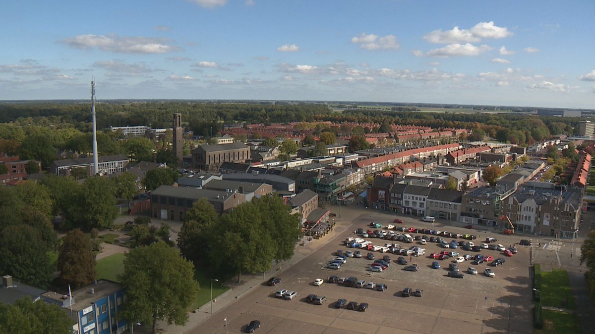 De eerste ondernemers die het centrum in Emmeloord gaan aanpakken, zijn bekend bit.ly/2HBKlSw