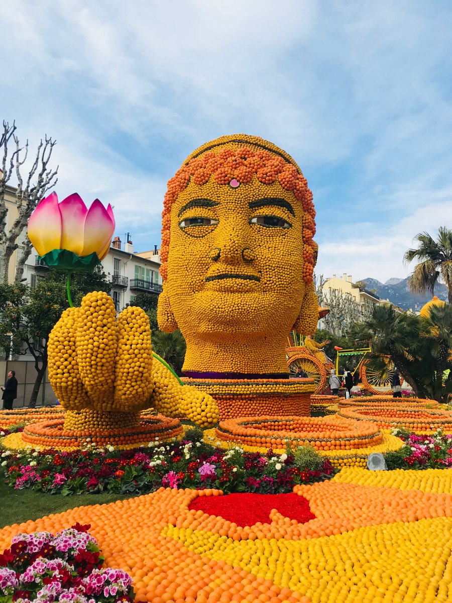 accessriviera's tweet photo. Don't miss the vibrant colours of @fete_du_citron in Menton.  The perfect family-friendly festival during the upcoming school holidays @villedementon @tourisme_menton @VisitCotedazur #FeteduCitron #familytravel #FrenchRiviera (photos: Access Riviera) https://t.co/WW1NnBjzCJ