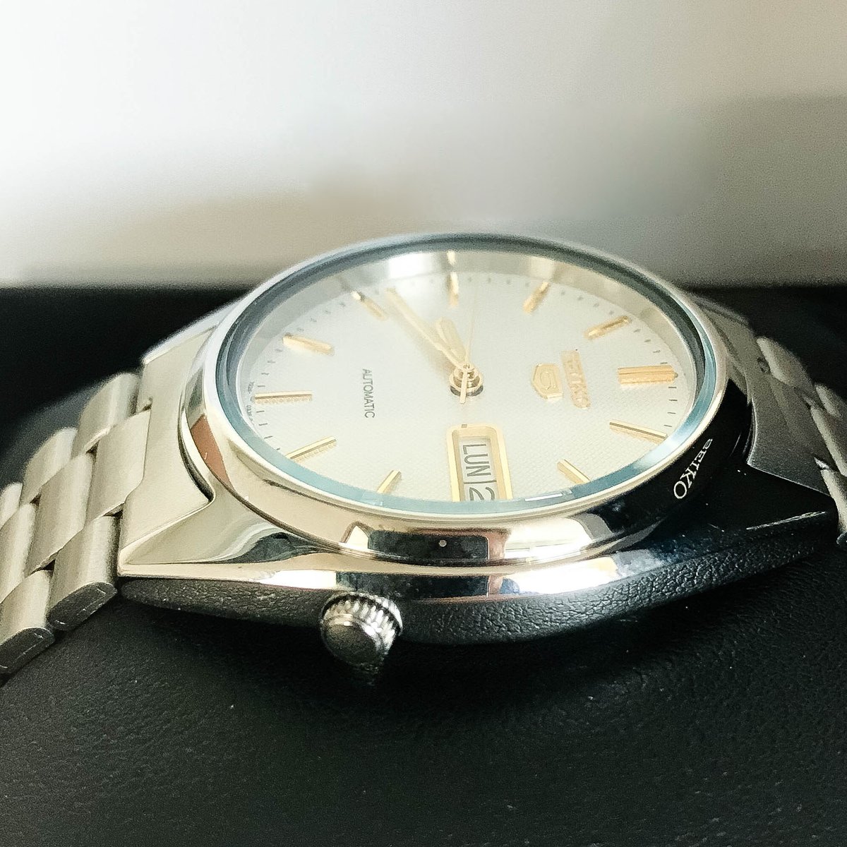 RubiconWatches's tweet photo. Brand new #seiko5 watches in stock from @seikowatches at incredible prices. #watches #sale #seikosale

https://t.co/2RkdXnI31D https://t.co/yrAyUl5DKZ