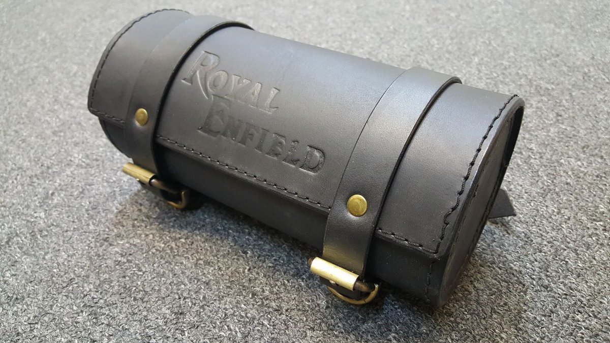 PhoenixTraders_'s tweet image. Royal Enfield Leather Tool Bag Roll With Logo Embossed

Price - £16.50

Ship within 3 days of reciving payment through Paypal 
UK FREE Postage and Packaging
International £9.00 - £35

ebay.co.uk/itm/ROYAL-ENFI…
#RoyalEnfield #Leather #ToolBag