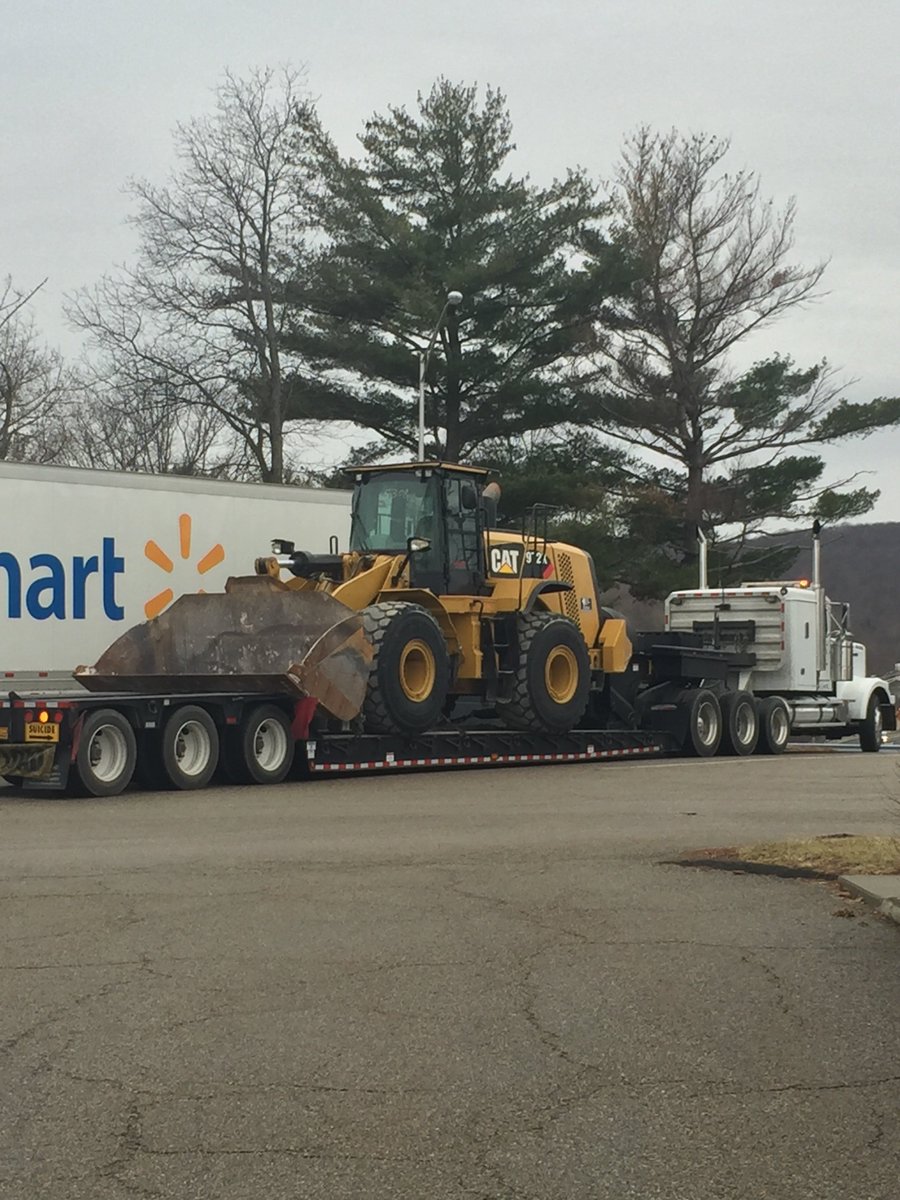 CSPTrafficUnit's tweet image. Authorized for 80K, weighed in at 105,200.  Not good with math?  That doesn't add up.  Ultimately, UNSAFE!