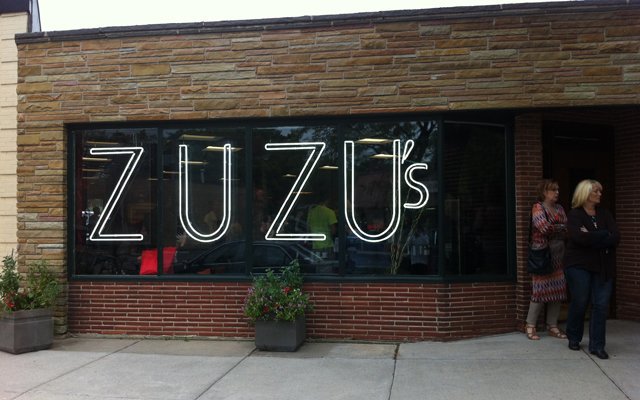 bit.ly/2mNiQfb Reading &amp; Open Mic! Join me on Sat., Feb. 24 at 8 p.m. for poetry about liquids (#tea #coffee champagne &amp; more), chitchat on the history of the #Chicago #poetry scene at <a href="/ZuZusTeahouse/">Madame ZuZu's</a> Madame Zuzu's, 582 Roger Williams Ave, #HighlandPark IL