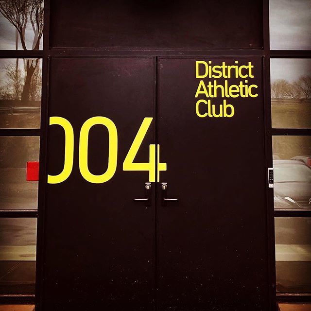 DistrictNHV's tweet photo. โ
door decor aka way-finding
Notice the bus lane yellow ๐ ๐
Pay homage to the past as you disrupt the future.
#districtishere #alwaysoptimizing #connecticutcomeback #nhv #newhaven #techcampus #tech #innovation https://t.co/kbDZ9ZDgeI https://t.co/h12MvF26I0