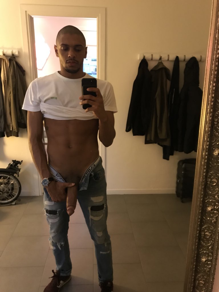 Caio Veyron on X: 📸 t.co6J9DOhadfF  X