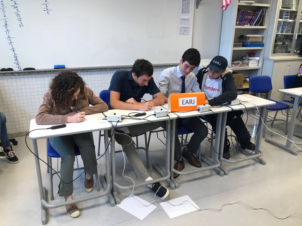 EARJOfficial's tweet photo. #EARJ Knowledge Bowl Team is off to a promising start with an early win against PACA @ChapelSchoolSP! Stay tuned! #EARJLearns #KB2018 #pantherpride https://t.co/KFWym9vSxf