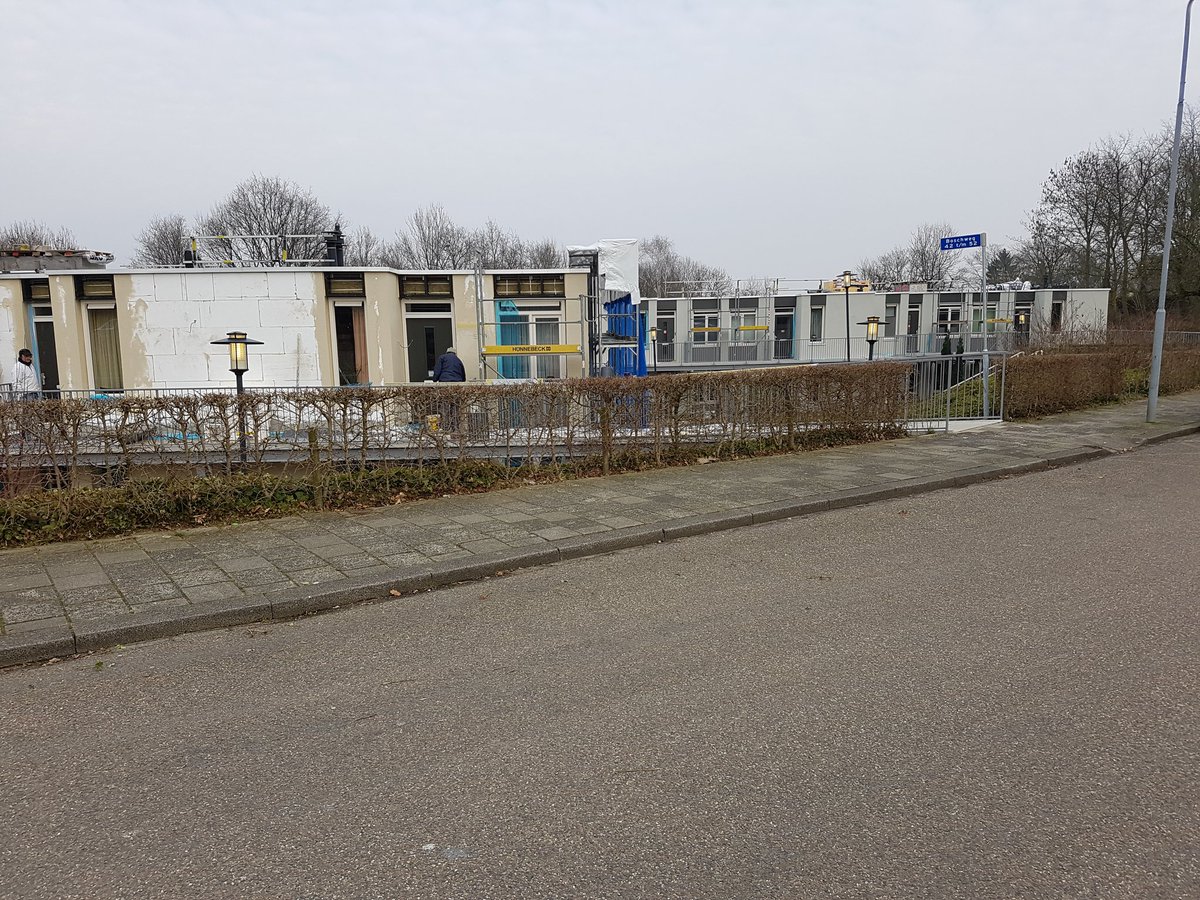 #Energieproject DonBos vordert gestaag. Steeds in gesprek gebleven met <a href="/wonenlimburg/">Wonen Limburg</a> om de voortgang te bewaken. In april volgt de afronding. Grote inzet en betrokkenheid van #bewonerscommissie.