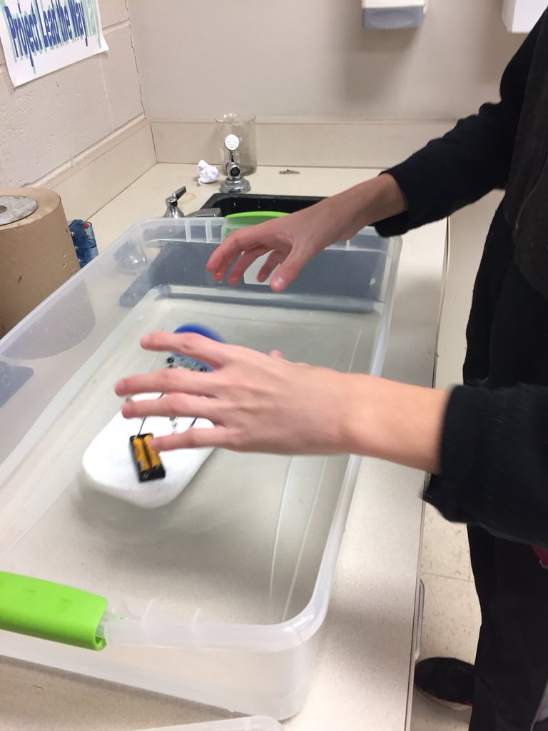 Mr_Hilbert's tweet photo. #RHSengineering students are researching efficient fan blade designs for use in an airboat. Once students have completed their research they are testing their designs by using a CAD program and a 3D printer to test their research. #RHSDLday #DLDay @LearnatRHS @wearrrichmond https://t.co/zevtbAGPta