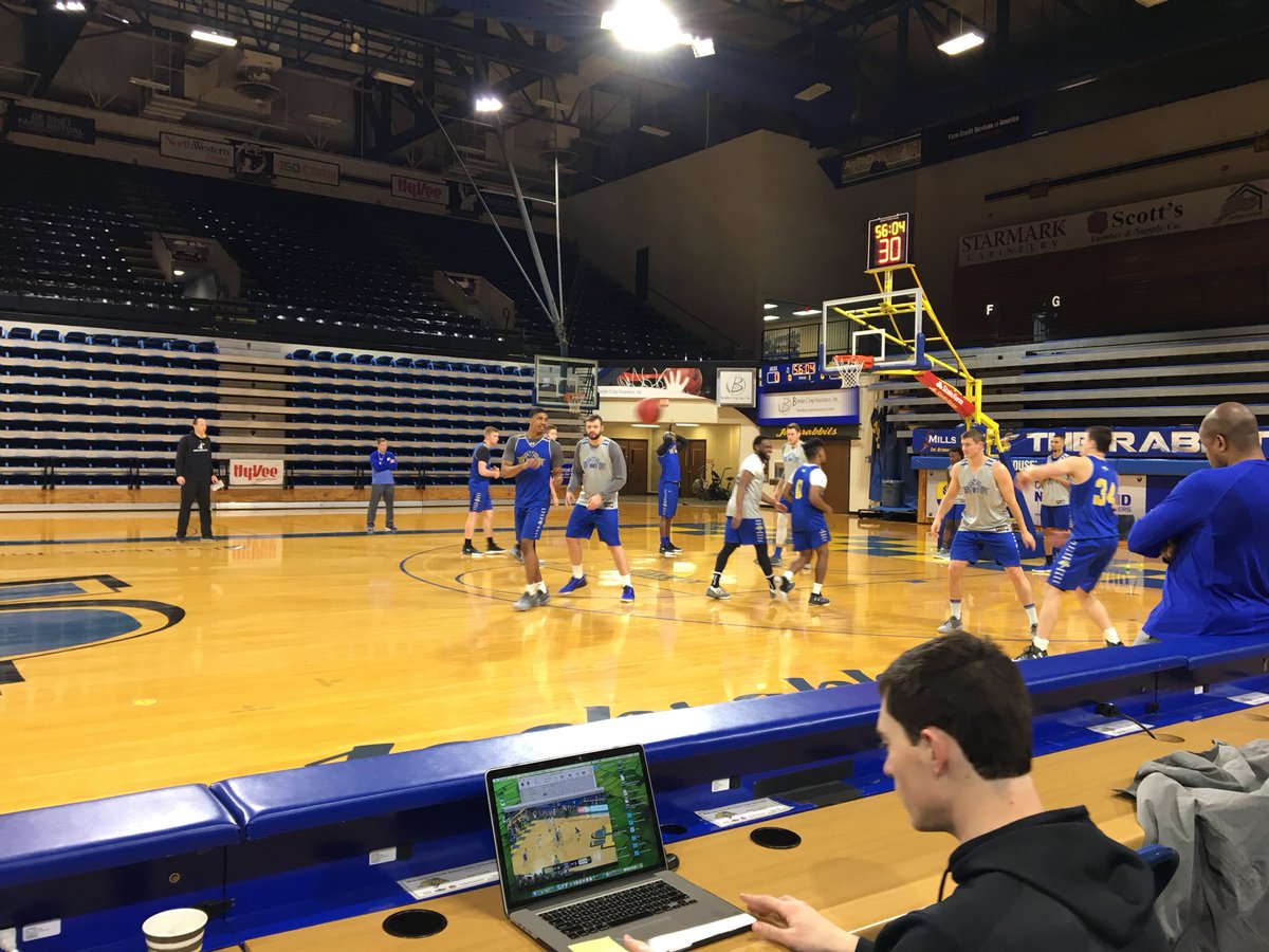 jacksManagers's tweet photo. In-State rivalry. Senior Night. Conference championship on the line. Longest home court winning streak in the nation on the line.
Jacks fans, get here tonight. #FillFrost
🐰 vs. 🐺 7 PM, Frost Arena.
@GoJacksMBB https://t.co/G5qxnYAjiH