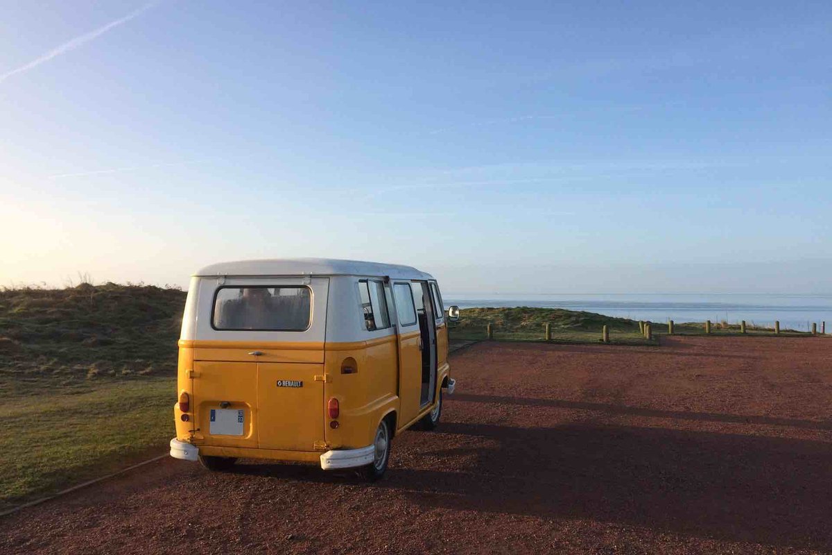 A yellow VW combi in UK !
park4night.com/lieu/55637/lie…
#park4night #UK #combi #kombi #vw  #yellow #seaside #view #travel #nature #campingcar #camping #campervan #camper #motorhome #autocaravanas #vanlife #worldismygarden #van #explorer #wildlife #roadtrip #holidays
