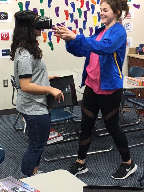 BTunnell24's tweet photo. Thanks @SEF75182 for providing us these Virtual Reality glasses and this opportunity for our 8th grade ELA students! What an awesome way to experience events and see the world without ever leaving the classroom! @smslearns @SunnyvaleISD #VRisamazing #supportSEF https://t.co/5EwZn45bkm