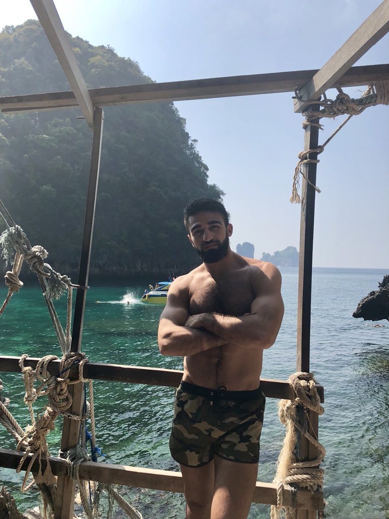 MaratGrigorian's tweet photo. Paradise, Maya Bay Beach,Phuket.
-
-
-
-
-
-
-
#relax #tobeautiful #dream #wonderfulplaces #mayabeach #sea #view #holydays #sun #sunset #tan #muscle #body #eiland #hot #nature #god #is #great #believer #hardwork #timeflies #kickboxing #boxing #boxer #mg #MaratGrigorian https://t.co/sMau8qwvlj