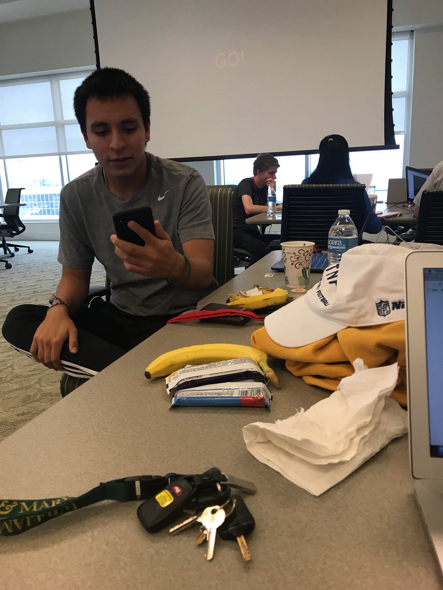 cthom13's tweet photo. @DomEnterprises #HACKU6 https://t.co/dABFfpHF0M