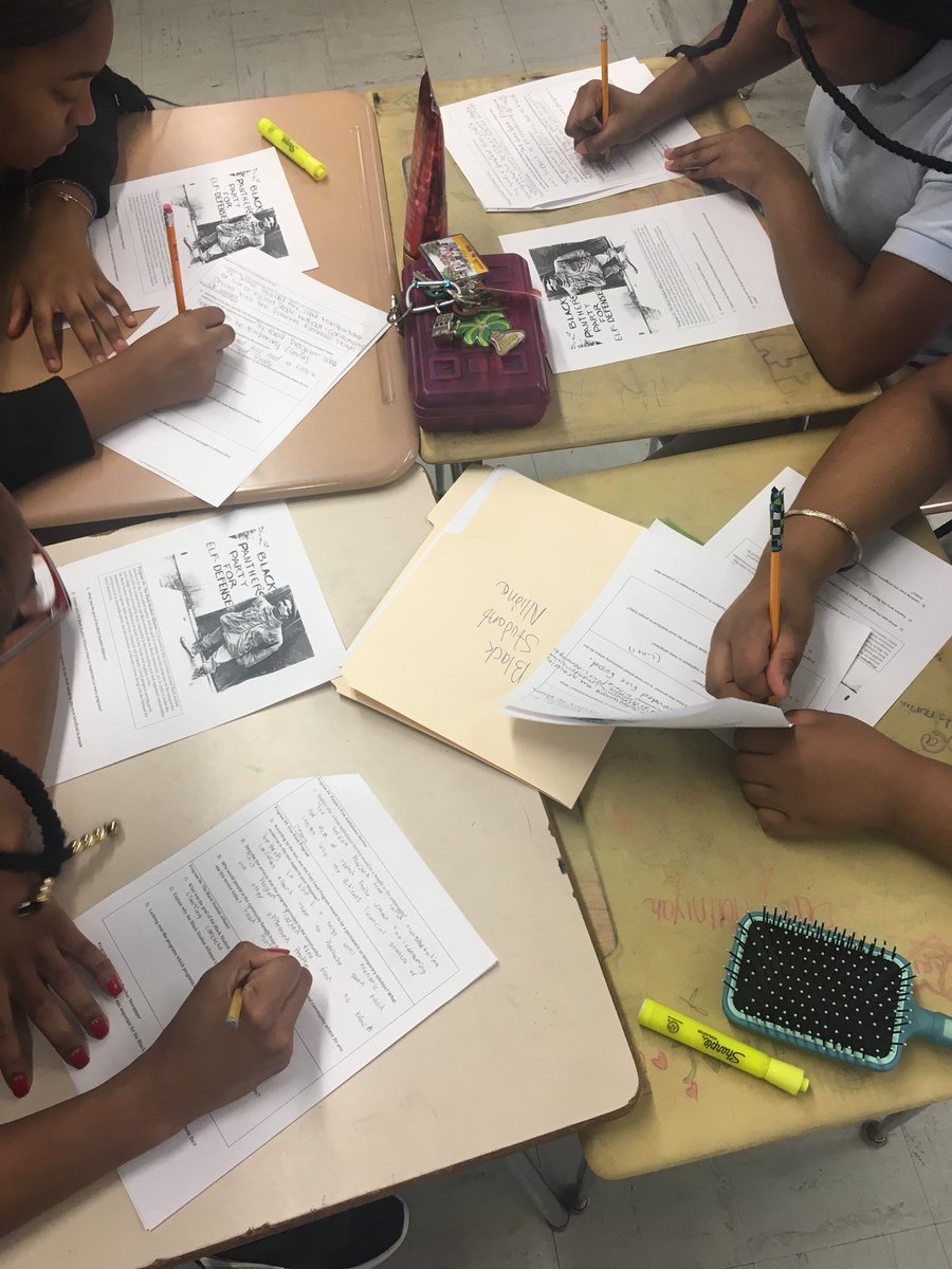 baba_olumiji's tweet image. This morning in #SocialStudies Class 804 did a phenomenal job working in #smallgroups to learn about the #socialprograms of the #BlackPanther Party ....credit our 7th grade SS teacher Ms McKay for providing the idea to switch out to a small group model #BlackHistoryMonth2018 🙌🏾