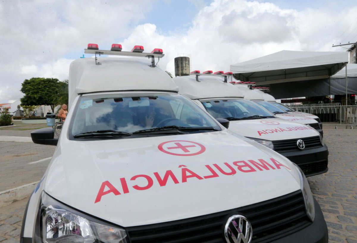 costa_rui's tweet photo. Mais ambulâncias para #Laje #Varzedo #SantoAmaro #Saubara 🚑🚑🚑🚑 https://t.co/npJ1FlVazm