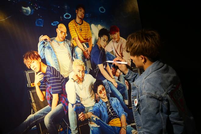 exnews24's tweet photo. 【記事】GENERATIONS、日本人アーティストとして初めて「ゲス」とコラボ

写真多数あり
https://t.co/q8k0wlpq06 https://t.co/ugfRy6P3Sc
