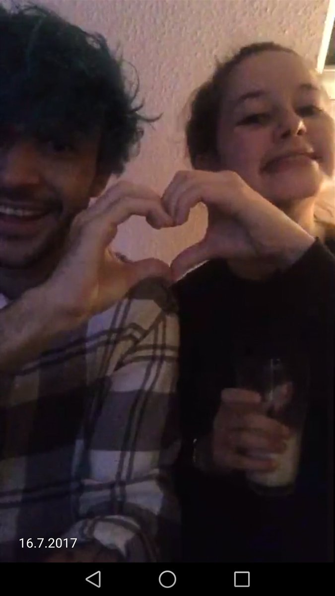 Toni Pirosa Ar Twitter Meine Beste Freundin Ist So Die Schonste Frau