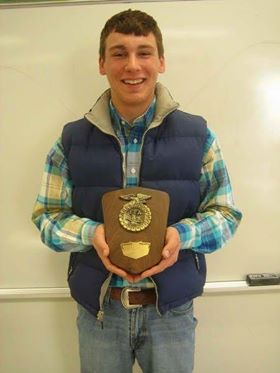 rrfn's tweet photo. Former Winner (SD) FFA member and Clearfield area rancher @TyLittau learned in the FFA to be flexible and step outside his comfort zone in all experiences, Hear his story: https://t.co/7vEuWSZF1T #FFAWeek @sdffafoundation  Coverage sponsored, in part, by @MnAgEdLead https://t.co/jzGuBm0ZId