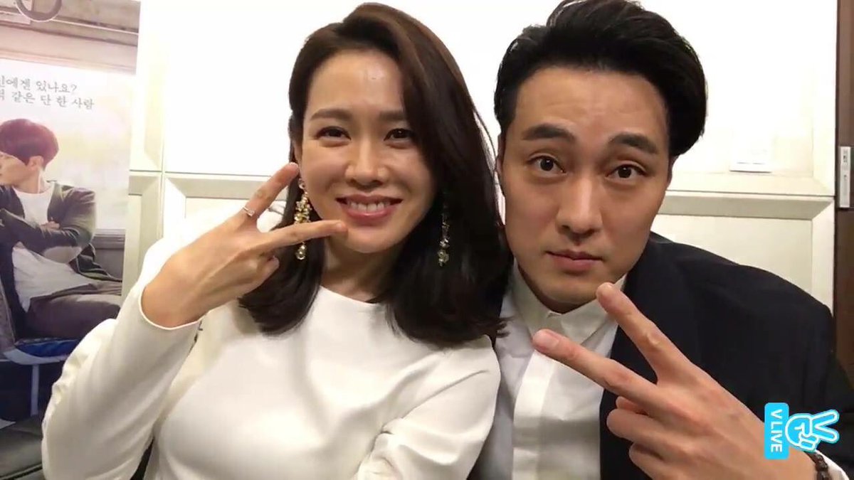 51k_CT's tweet photo. 「#ImOnMyWayToMeetYou」press conference x VLive❤️

#Sojisub #소지섭 #SonYeJin #손예진
Cr-SJSTW https://t.co/uF2fG9U929