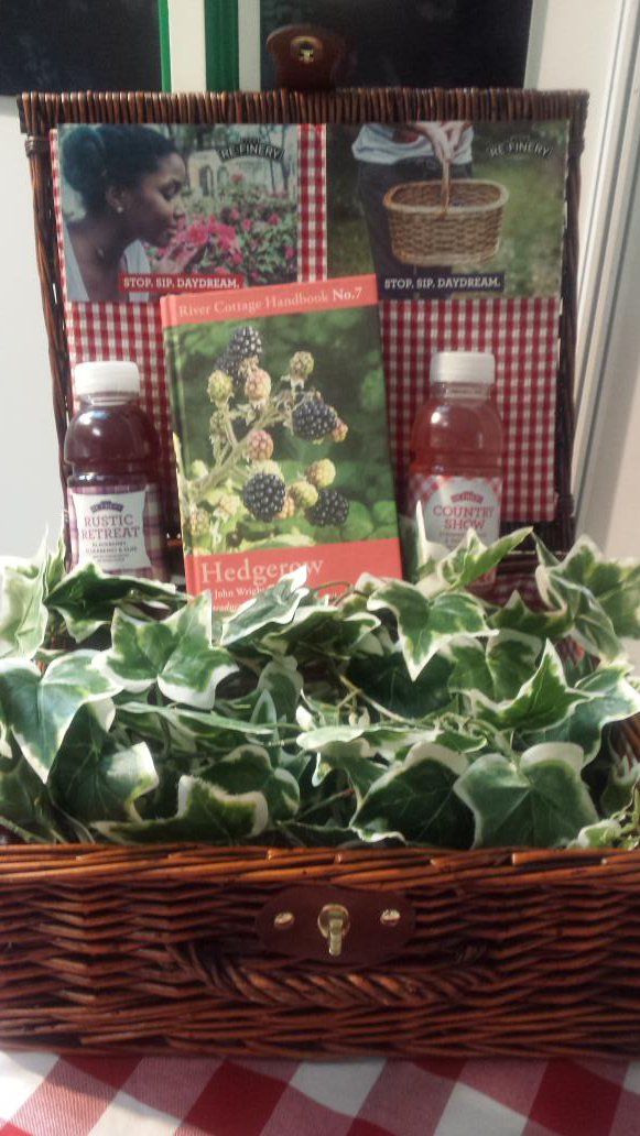refineddrinks's tweet photo. Escape to crowds to a #RusticRetreat. Along wild hedgerows the air is 
heavy with fruit - Stand U301 @CasDiningShow https://t.co/S0d82AnD1w