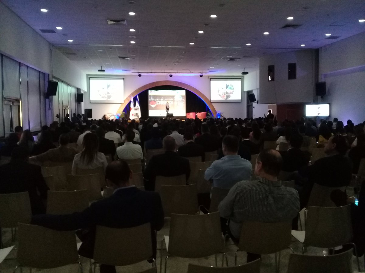 ebatorrente's tweet image. Ziv Aviram de @OrCam en #CybertechLatan en #Panama describe el devenir de #ArtificialVision