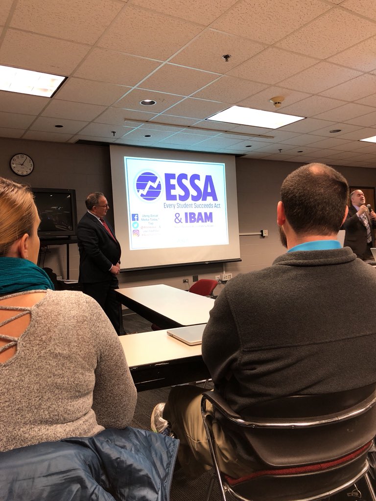 jonbartelt's tweet photo. Hitting the ground running with @DrToddJKoehl and @mikelubelfeld with @IllinoisASA training on ESSA in Grayslake #Ready4ESSA https://t.co/tUOG9slstA