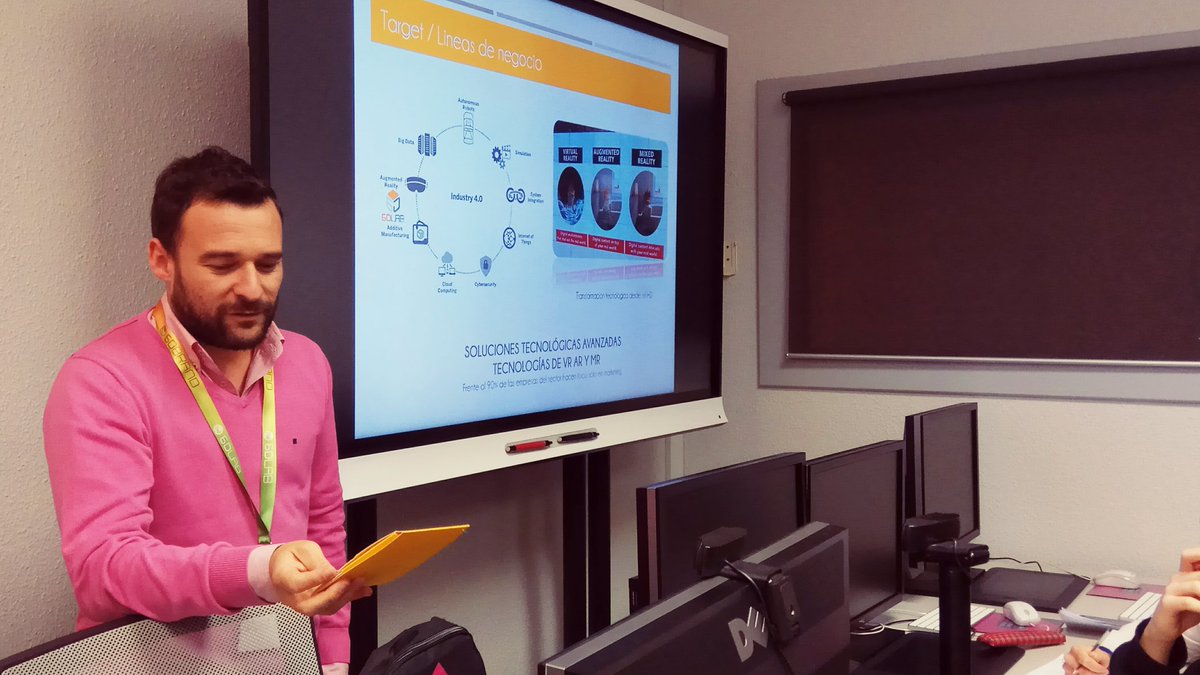 6D_lab's tweet photo. Ven a vernos a @cicemadrid en la #FeriaEmpleoCICE18 . Estamos hablando de #RealidadVirtual https://t.co/olI1CYtIO4