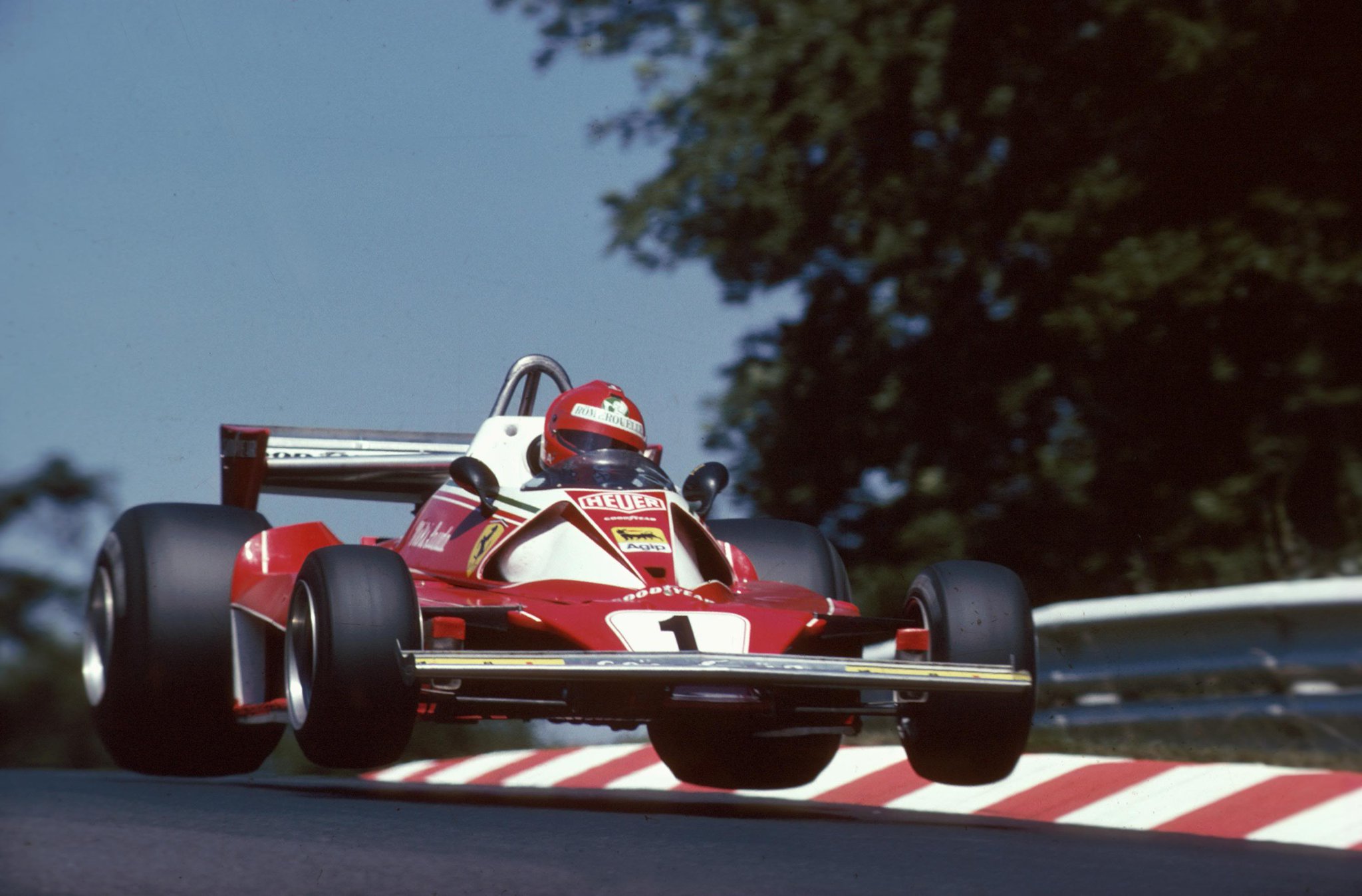 Happy Birthday to 3x World Champ Niki Lauda who celebrates his 69th today.
 