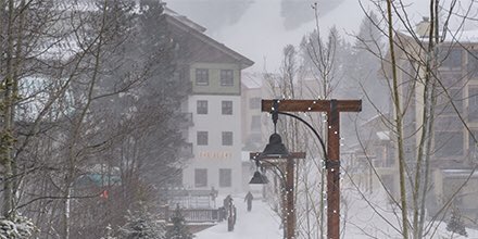 TaosSkiValley's tweet image. 5” fell last night and it’s still snowing! #powderalert