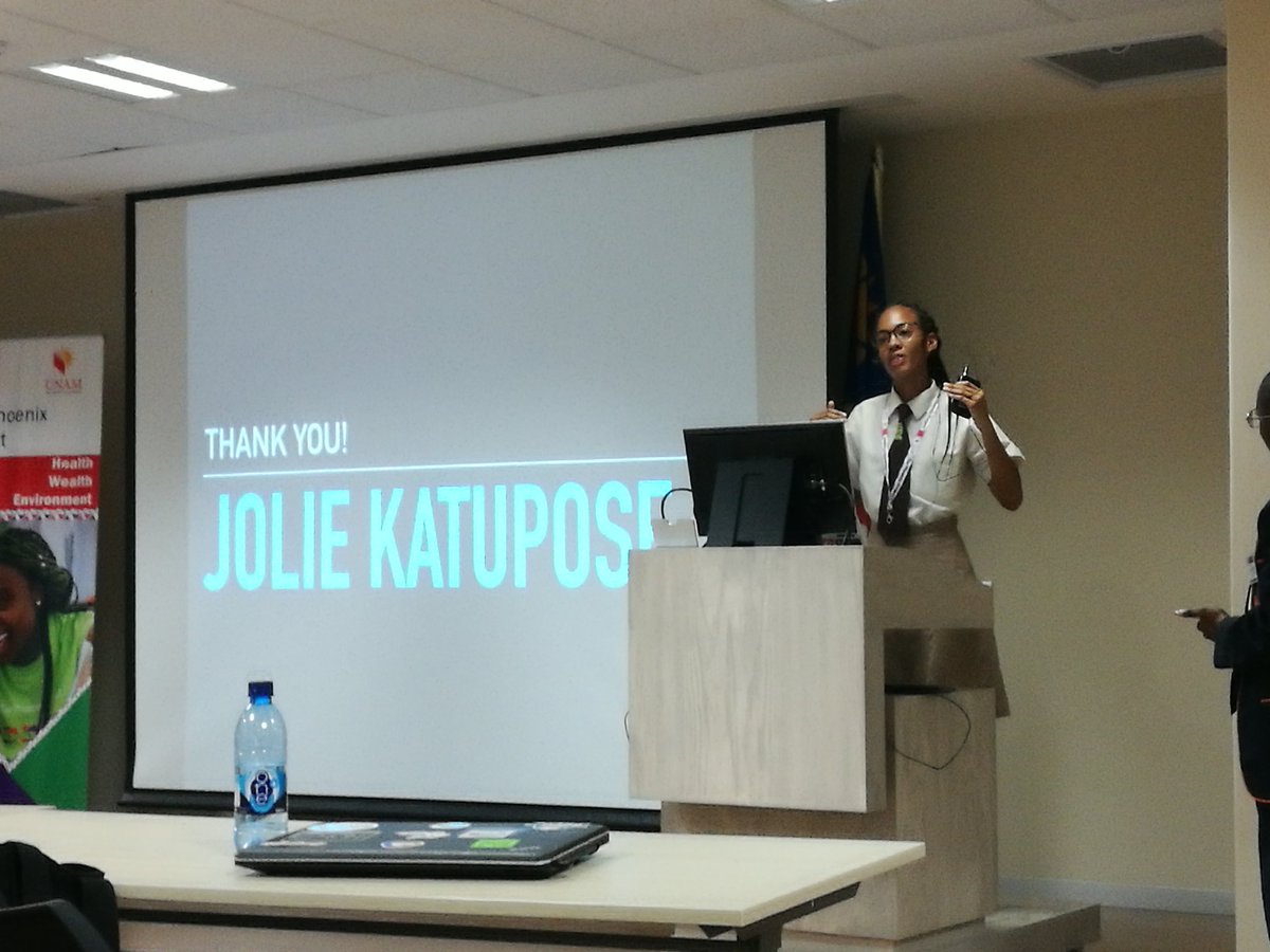 NikoletaGlyn's tweet image. These kids and their ⚡ talks is the reason I will never stop going to PyCon conferences  @PythonNamibia @PyConNA #PyConNa 🌰😭 🇳🇦