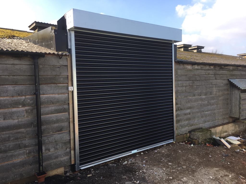 factory_door's tweet photo. New #rollershutter fitted another satisfied customer.
#shutterrepairs #rollershutters #shuttermaintenance #highspeeddoors #pvcstrips #overheadsectionaldoors #factorydoorservicesltd https://t.co/natihyfcWv