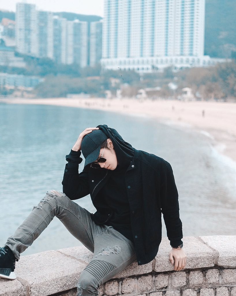 shy_ismael's tweet photo. Travel Goals π«π₯
@EsguerraTommy
#Travelgoals #Beachgoals #BodyGoals #GalaPreset #NotMyPreset #PogiProblems #Hongkong #QuietRebels #Vlogger https://t.co/v1573HW9WT