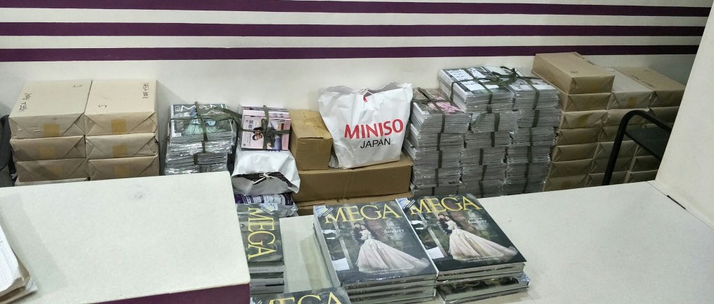 MsMarisseGarcia's tweet photo. KITAKITS po tayo bukas 10AM - 5PM sa KIA THEATER mismo February 23! Paki dala nalang po sa proof of payment. Sa mga gusto bumili pwede po kayo bumili doon lahat MayWard Merchandise pwede po kayo makabili . Kindly Spread! https://t.co/qLtJcFq4Gz