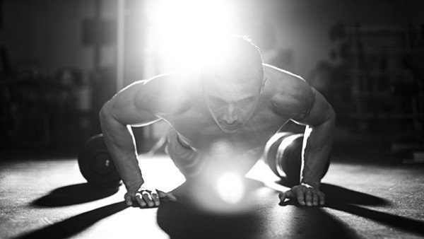 MensJournal's tweet photo. Experts have been convincing us that cardio training is the best way to stay in shape. Turns out there may be a better way. https://t.co/QuJ9UkpJJY #fitness https://t.co/j4Em8TORd8