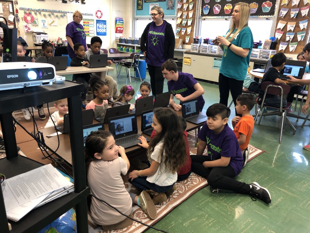dmckiernan's tweet photo. #flipgrid presented by Ms. Kosiek’s 6th graders to @_KinderGib kdg class! #isdfutureready #isd109pride #Bvgobobcats #BVInnovates https://t.co/T6O4Z3F9YY