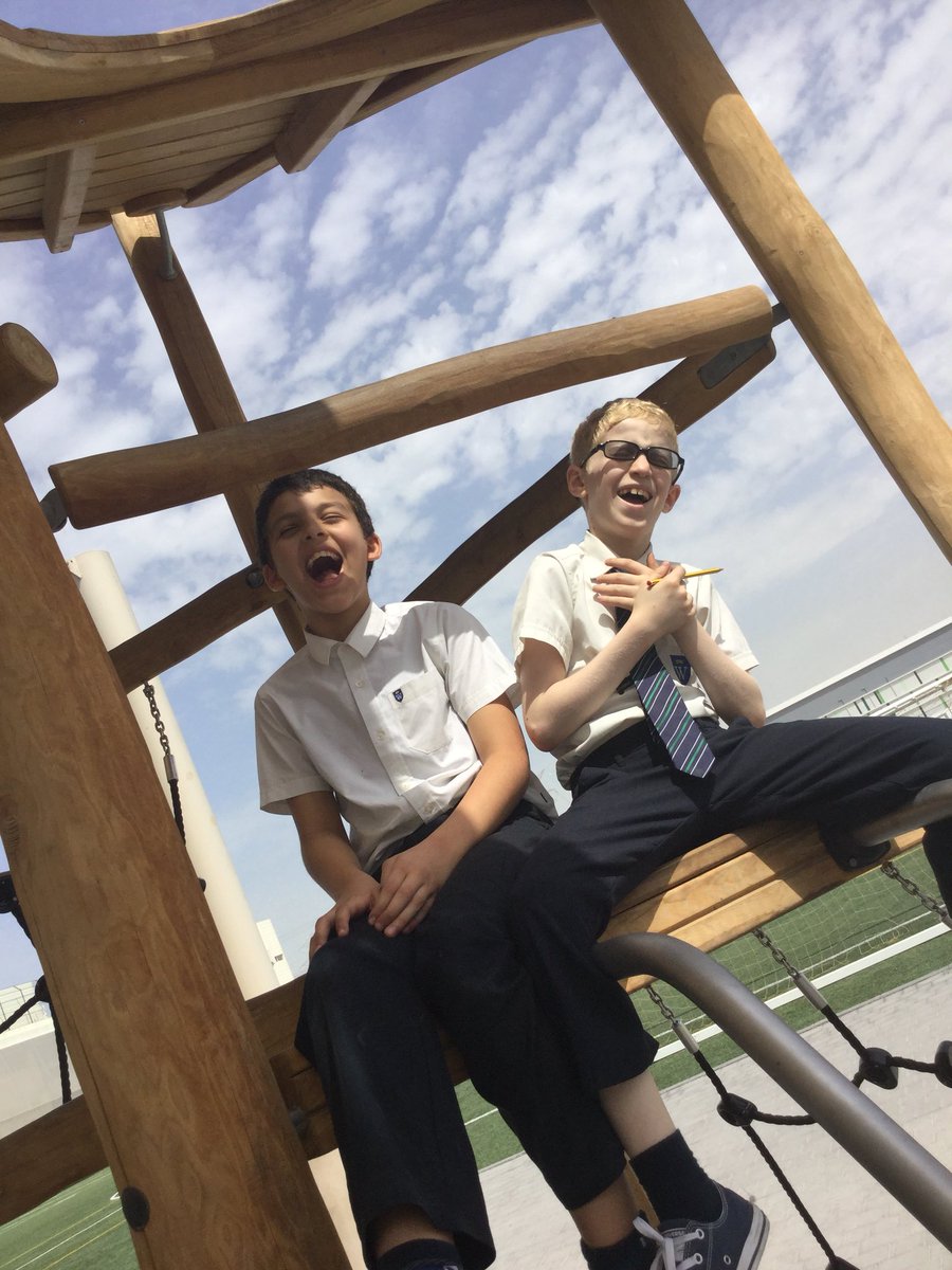 GEMSWEKY6's tweet photo. Friendship is...#friendshipsoup #classcomp #thesechildrenmakemesmile https://t.co/a77WYNx2ew