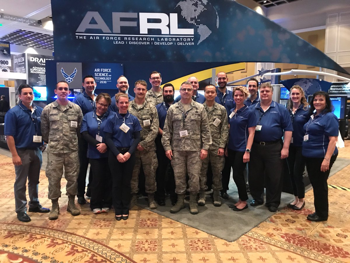AFResearchLab's tweet photo. Talk to us about inventing the future! Leading @SecAFOfficial’s 2030 Science & Technology Initiative. #AF2030 #AWS18 #AF2030 #Booth803 #InventTheFuture https://t.co/jp13SNidpr