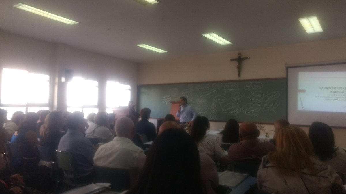 Ahora| Participando  en la capacitación de Liderazgo  de la <a href="/FundacionVarkey/">Fundación Varkey</a> , nuevas herramientas para brindar #Calidad Educativa, #Compromiso por la Educación #PoliticasSocioeducativas <a href="/aniberruezo/">analia berruezo</a>  <a href="/VarkeyFdn/">Varkey Foundation</a>  <a href="/Agustinporres/">Agustín Porres</a>  <a href="/racaflores/">Raquel Flores</a>